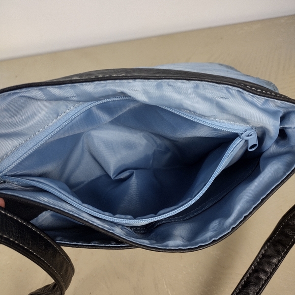 Messenger Bag - Picture 11 of 11